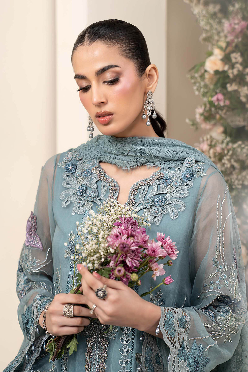 Maria B D6 blue chiffon neckline detail