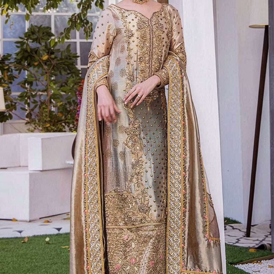 Shazia Kiyani Zari Embroidered Wedding Suit fabric and embroidery detail – NOOSHAM UK